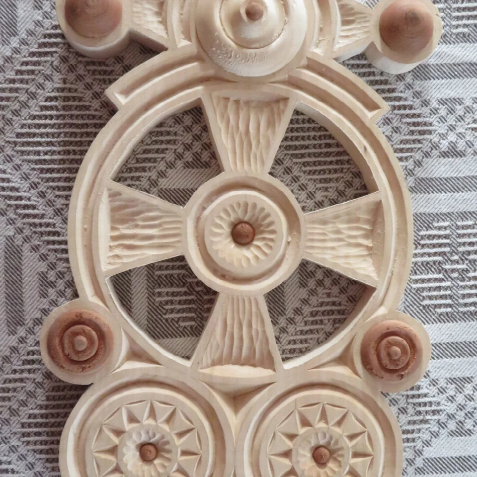Carving close-up — Sun Wheel